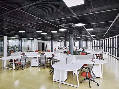 為什么定制優(yōu)質辦公家具可幫助企業(yè)留住人才？
